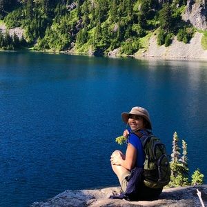 Meet your Posher, Frances